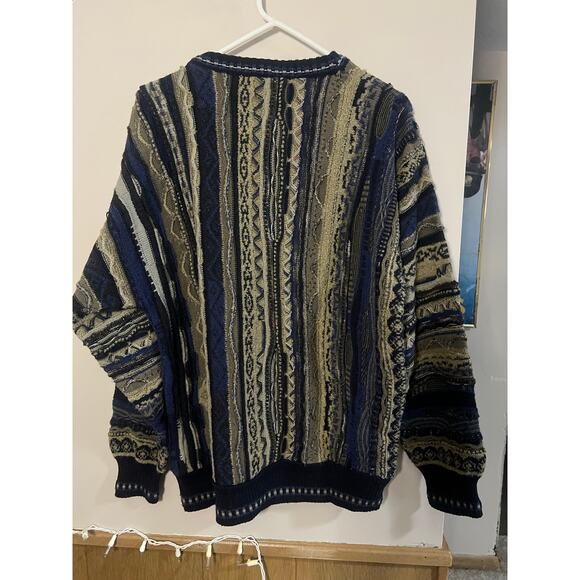 Sold - Picture 2 of 4